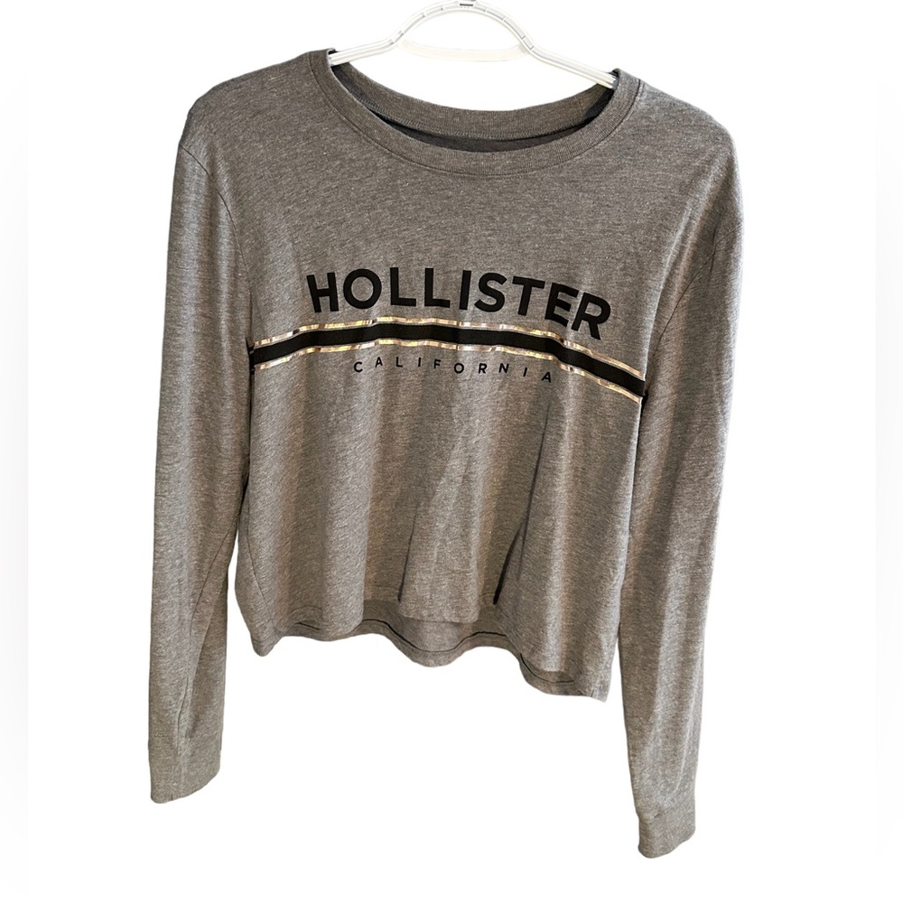 Hollister Long Sleeve T-Shirt